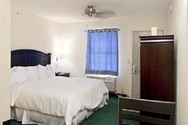 CRIMSON INN (Bridgewater)